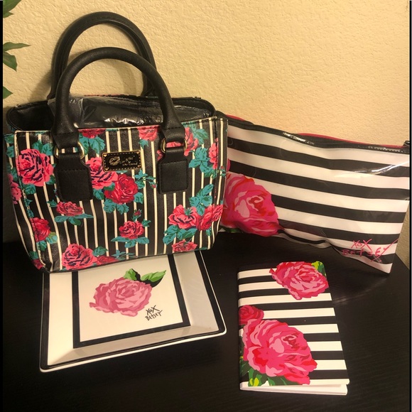 Betsey Johnson Handbags - 💕 Betsey Johnson small 🌺 floral tote bundle